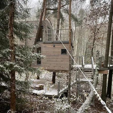 Na Drzewie Kryjowka Semesterbostad *